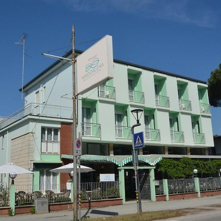 Hotel Maddalena Марина ди Равена Екстериор снимка