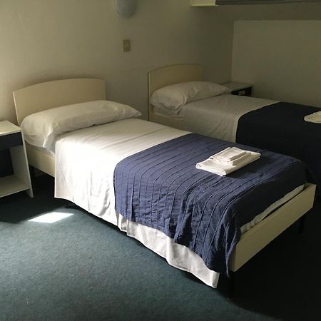 Hotel Maddalena Марина ди Равена Екстериор снимка