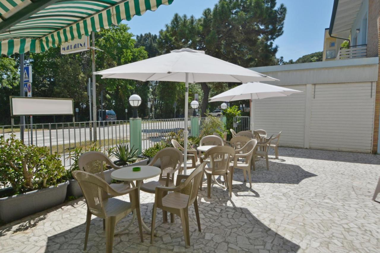 Hotel Maddalena Марина ди Равена Екстериор снимка