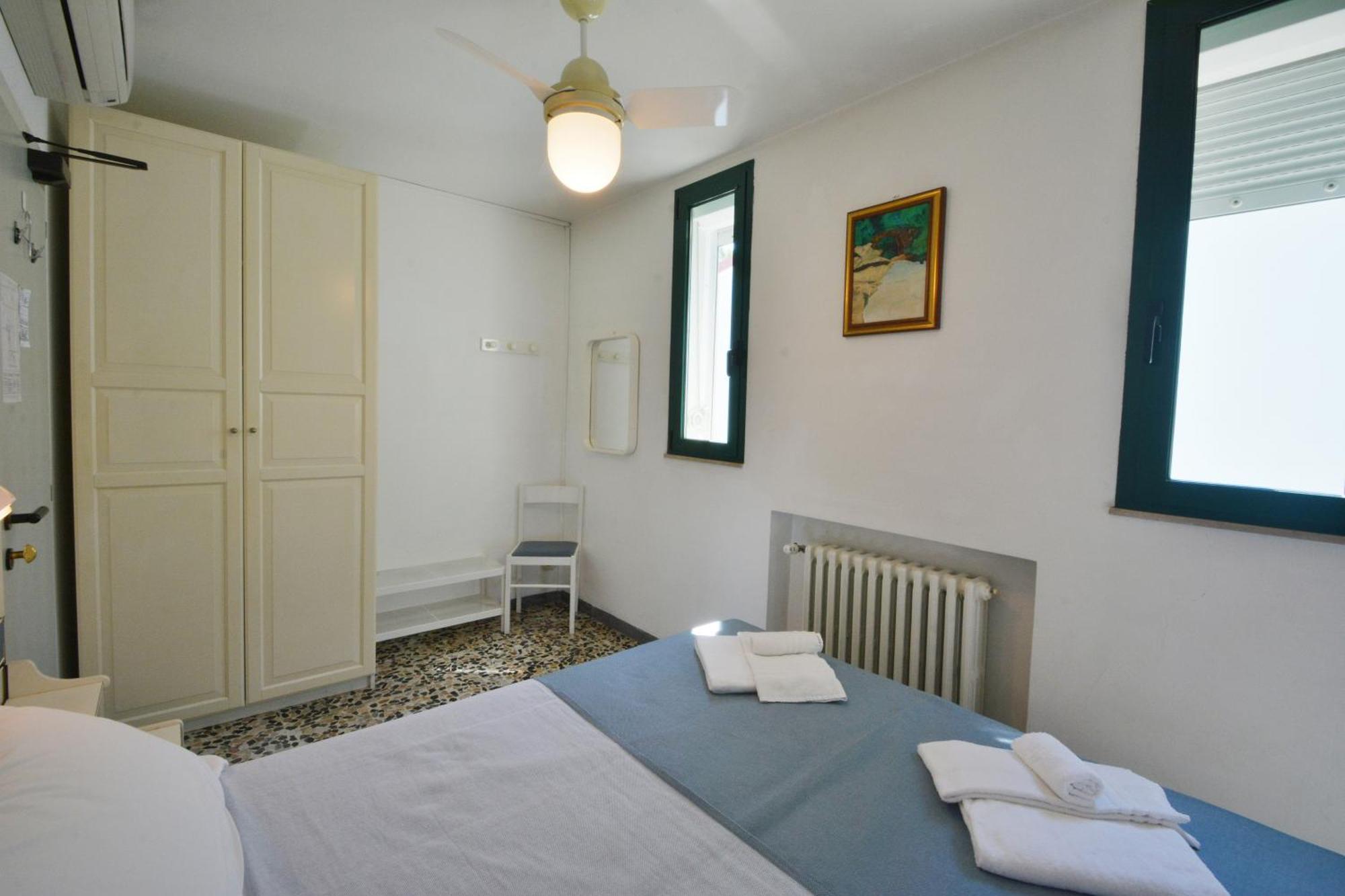 Hotel Maddalena Марина ди Равена Стая снимка