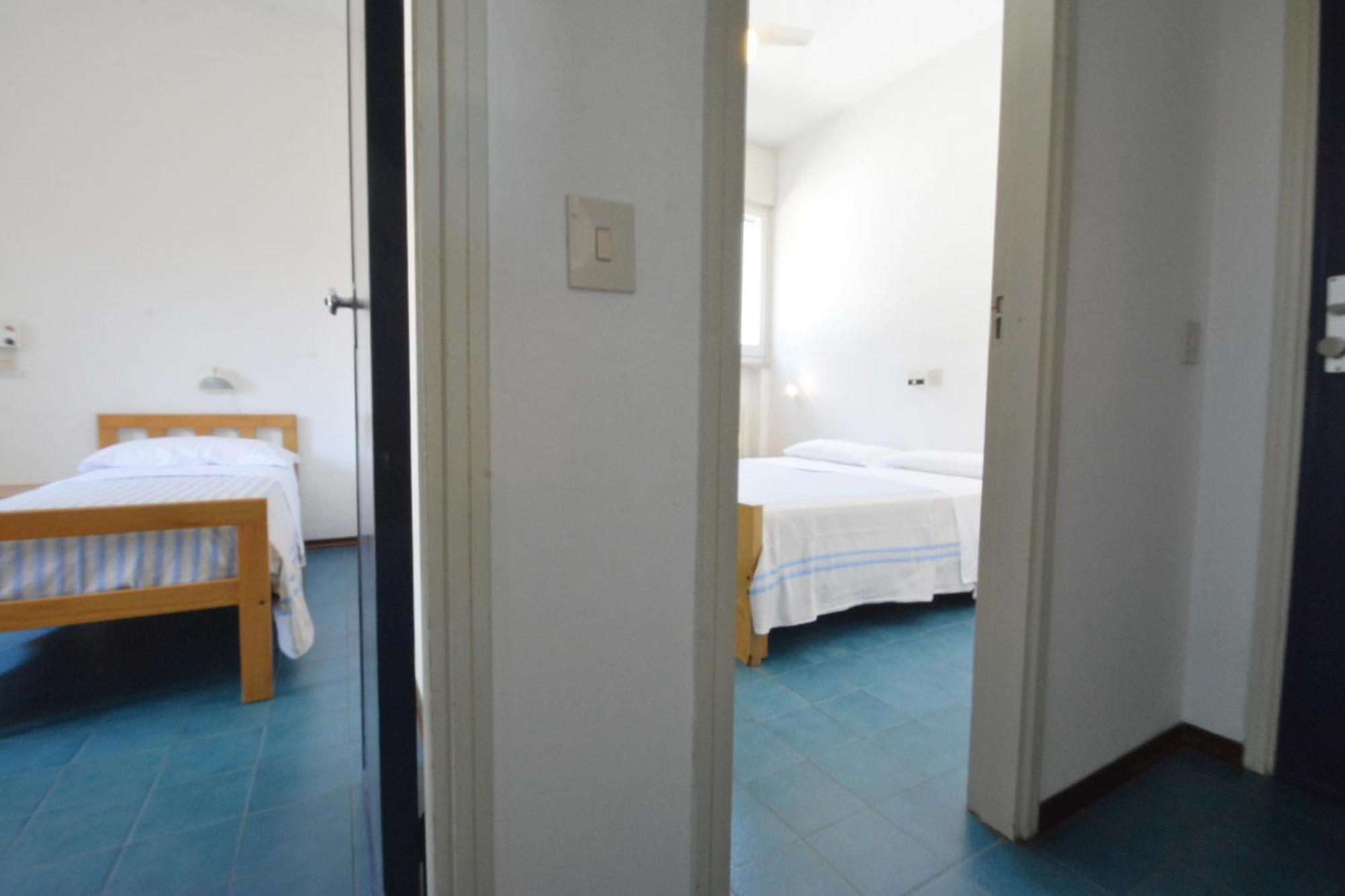Hotel Maddalena Марина ди Равена Стая снимка