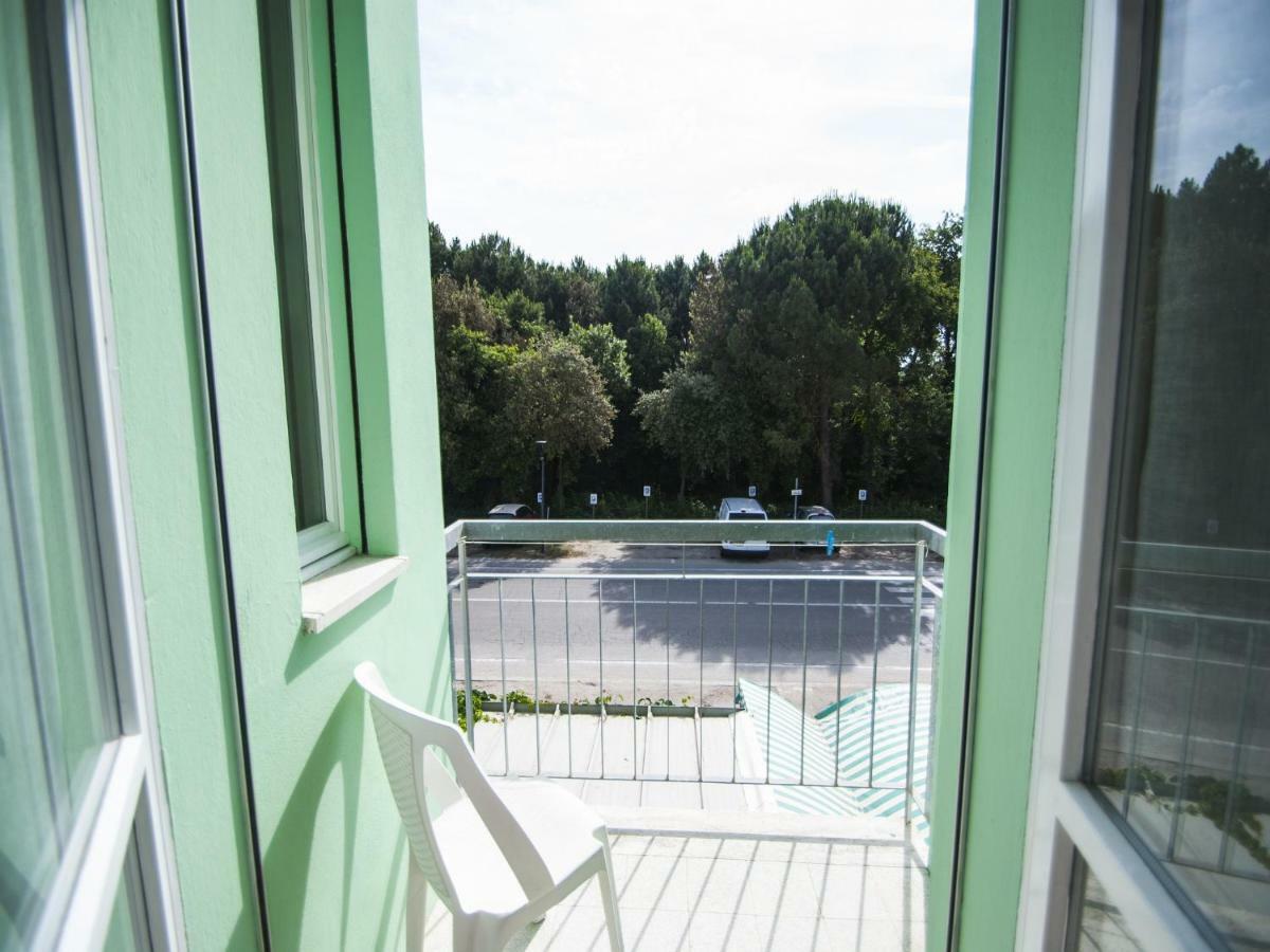 Hotel Maddalena Марина ди Равена Екстериор снимка